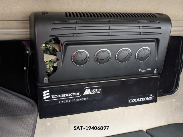 Mitsubishi GREAT 2019-02 5879978-18