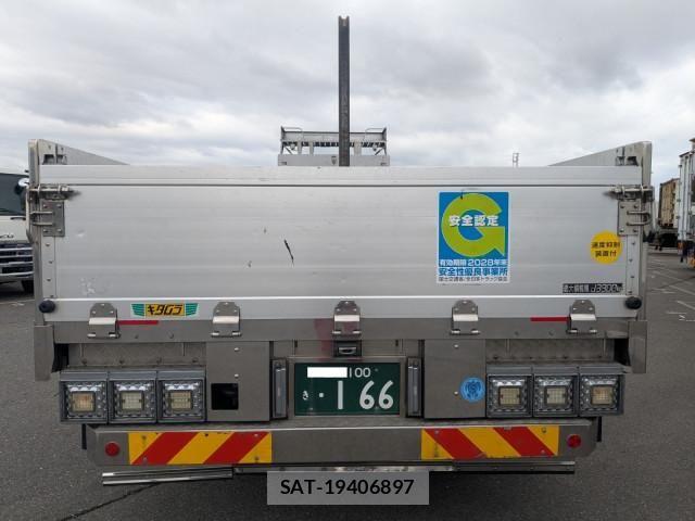 Mitsubishi GREAT 2019-02 5879978-5
