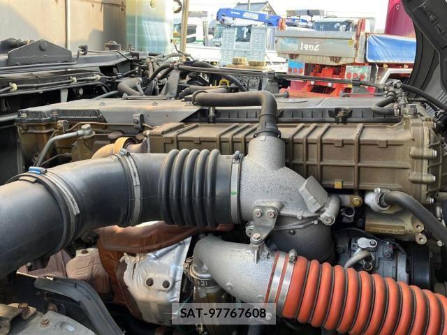 Mitsubishi GREAT 2016-11 5879981-14