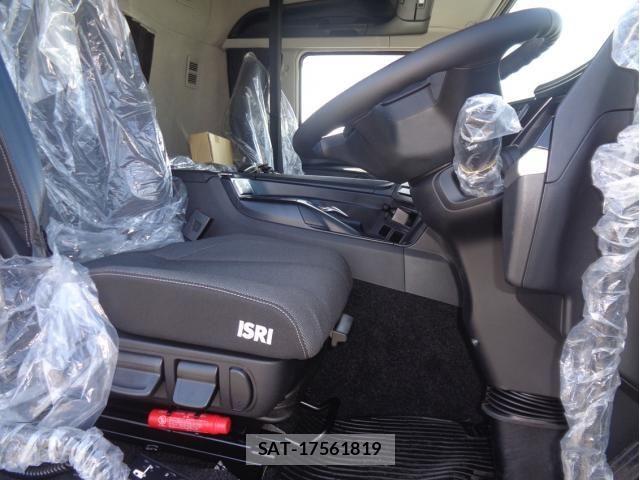 Mitsubishi GREAT 2025-12 5879944-18