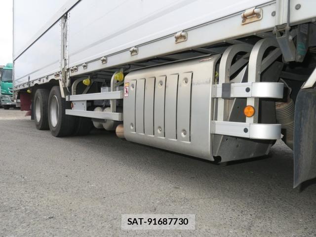 Mitsubishi GREAT 2019-03 5879970-17
