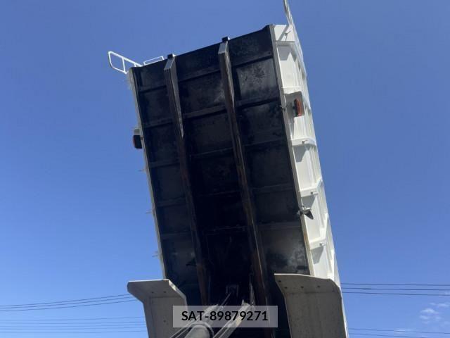 Mitsubishi GREAT 2024-06 5879946-17