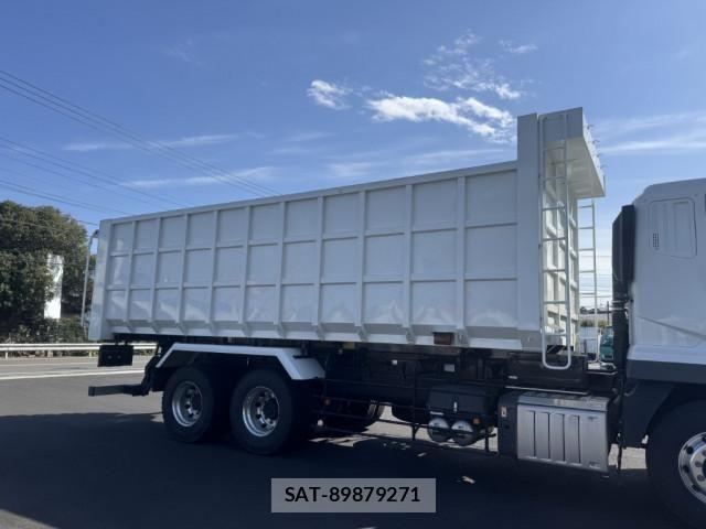 Mitsubishi GREAT 2024-06 5879946-5