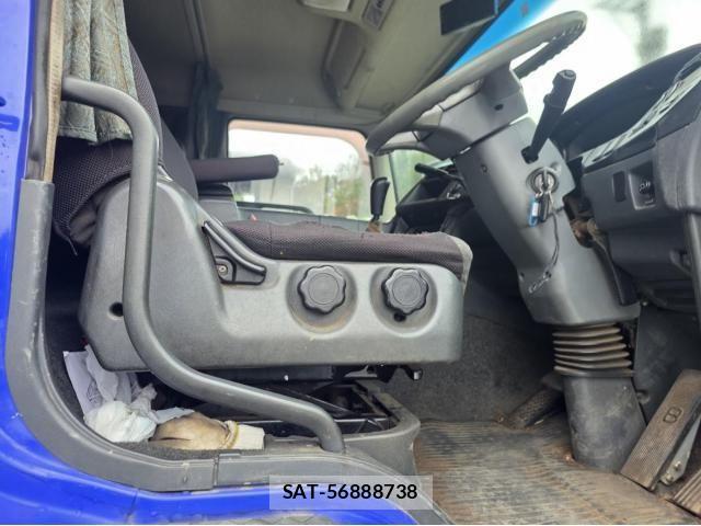 Mitsubishi GREAT 2015-02 5879955-9