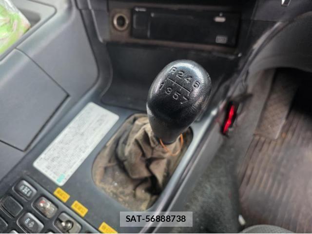 Mitsubishi GREAT 2015-02 5879955-11