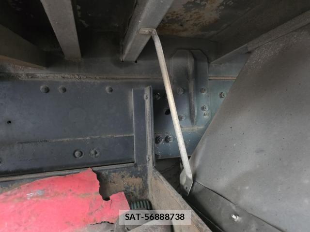 Mitsubishi GREAT 2015-02 5879955-24