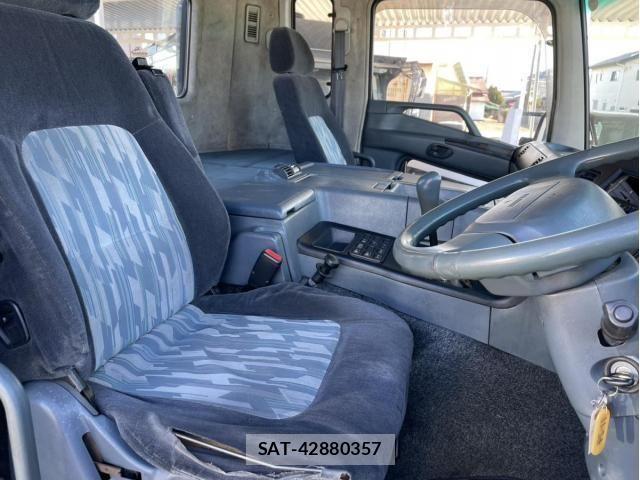 Mitsubishi GREAT 2002-03 6020043-17