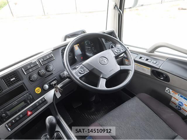 Mitsubishi GREAT 2022-06 6220020-16