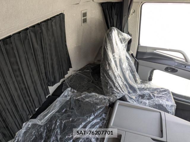 Mitsubishi GREAT 2024-03 6220037-27