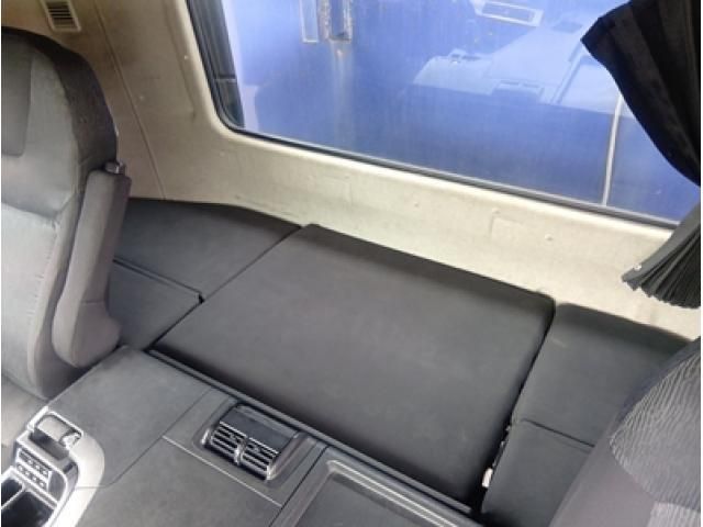 Mitsubishi GREAT 2019-03 6274367-23
