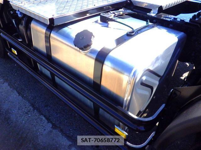 Mitsubishi GREAT 2026-01 6503901-14