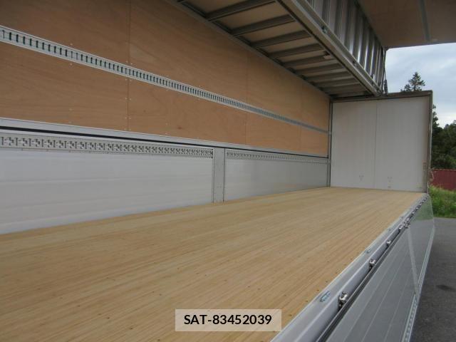 Mitsubishi GREAT 2026-01 6527727-27