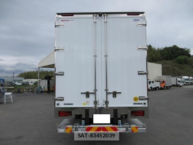 Mitsubishi GREAT 2026-01 6527727-4
