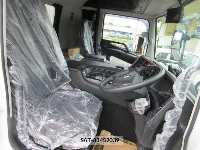 Mitsubishi GREAT 2026-01 6527727-6