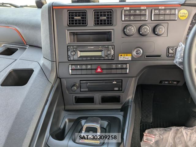 Mitsubishi GREAT 2025-12 6527716-26
