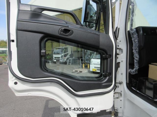 Mitsubishi GREAT 2026-01 6527725-16