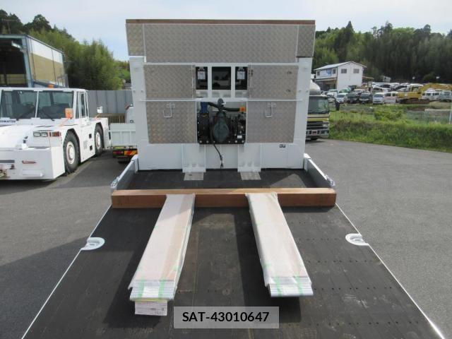 Mitsubishi GREAT 2026-01 6527725-25