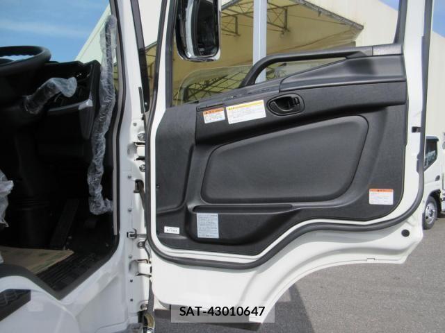 Mitsubishi GREAT 2026-01 6527725-7