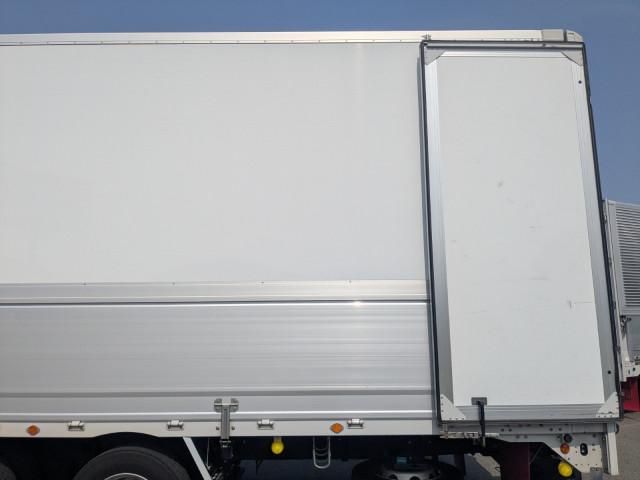 Mitsubishi GREAT 2024-03 6530406-22