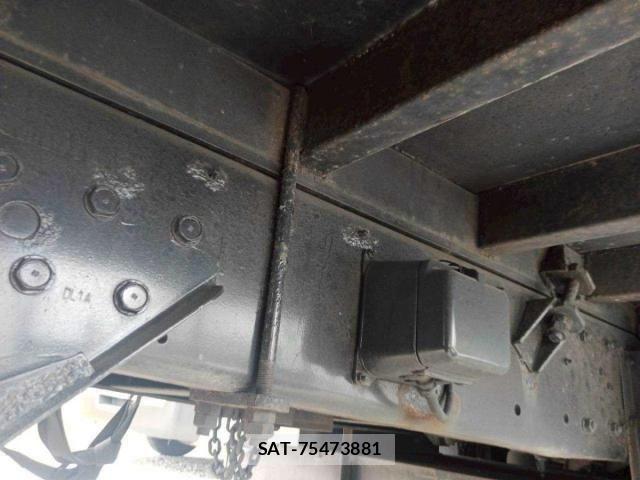 Mitsubishi GREAT 2015-02 6642653-13