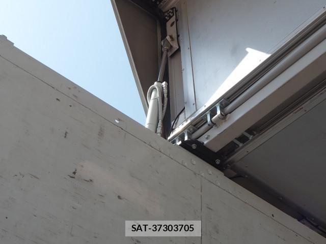 Mitsubishi GREAT 2017-11 6678302-15