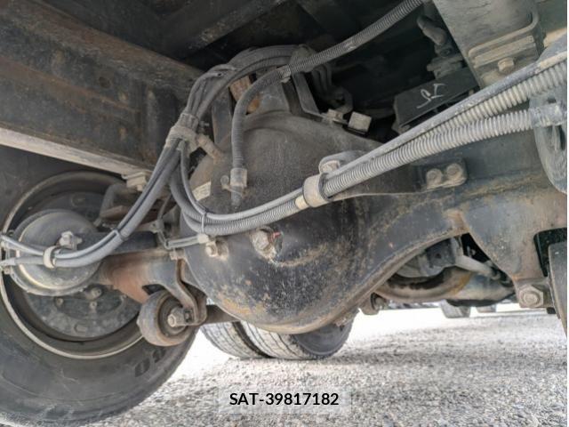 Mitsubishi GREAT 2014-05 6678299-27