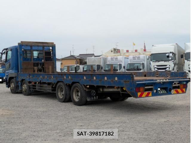 Mitsubishi GREAT 2014-05 6678299-2