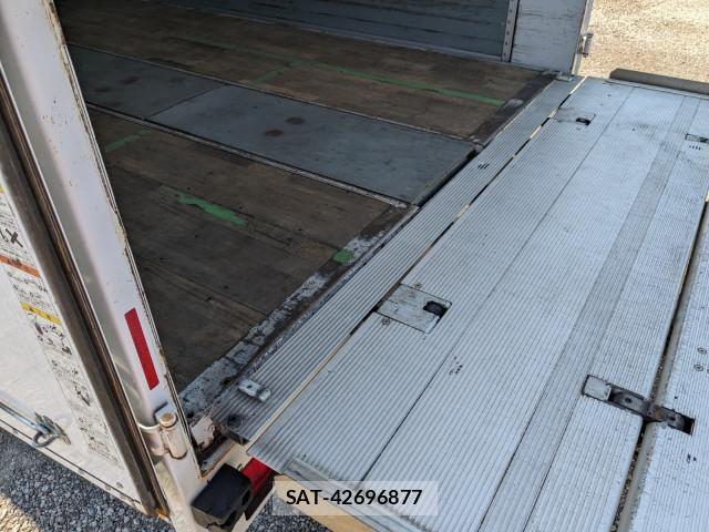 Mitsubishi GREAT 2017-03 6678301-9
