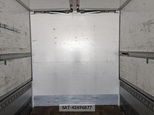 Mitsubishi GREAT 2017-03 6678301-16
