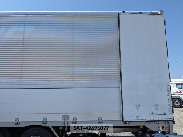 Mitsubishi GREAT 2017-03 6678301-22