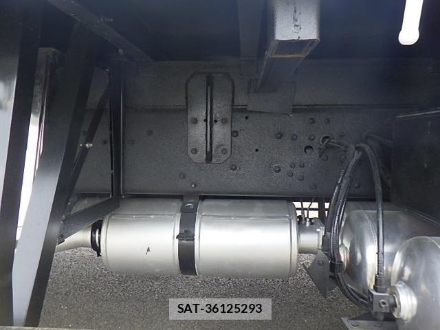 Mitsubishi GREAT 2008-11 6678295-7