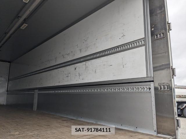 Mitsubishi GREAT 2017-08 6678307-17