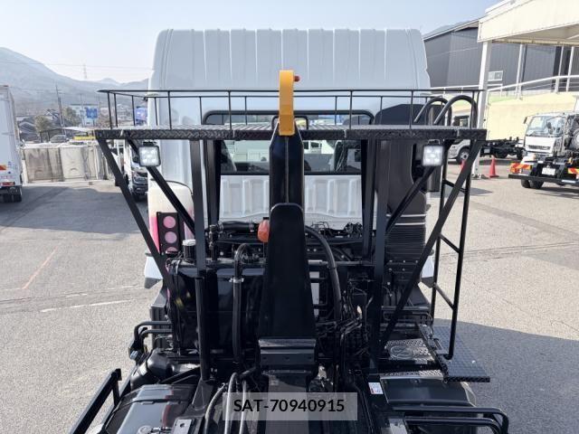 Mitsubishi GREAT 2026-01 6678283-15