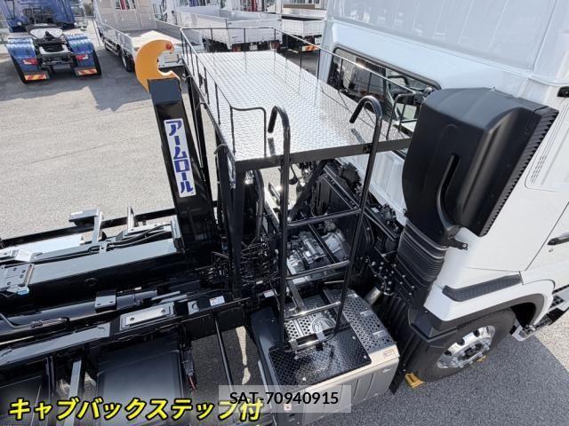 Mitsubishi GREAT 2026-01 6678283-18
