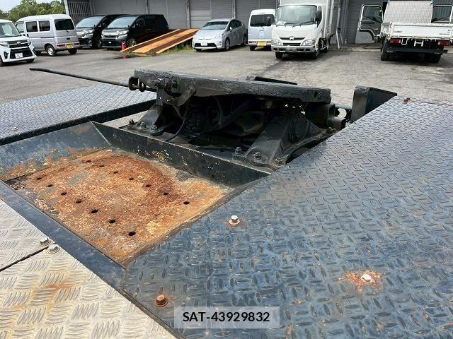 Mitsubishi GREAT 2017-08 6678304-11