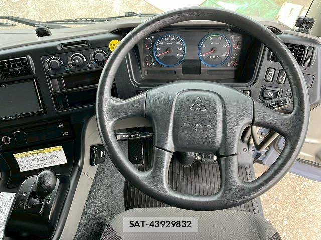 Mitsubishi GREAT 2017-08 6678304-24