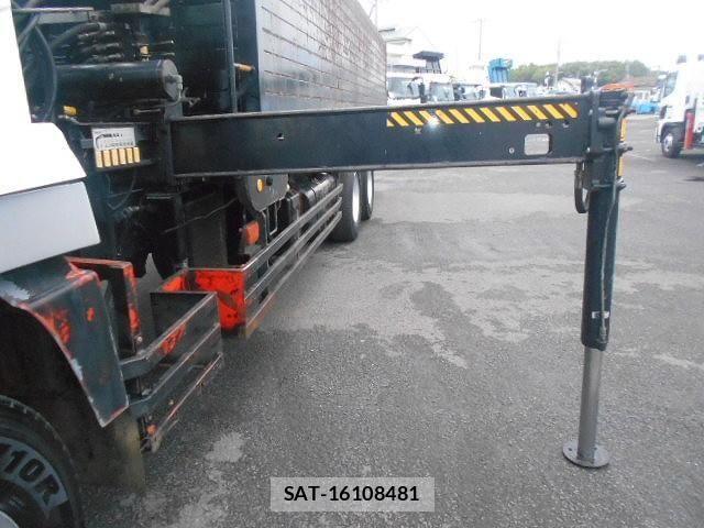 Mitsubishi GREAT 2004-05 6678300-6