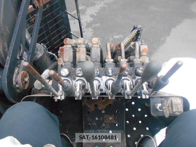 Mitsubishi GREAT 2004-05 6678300-7