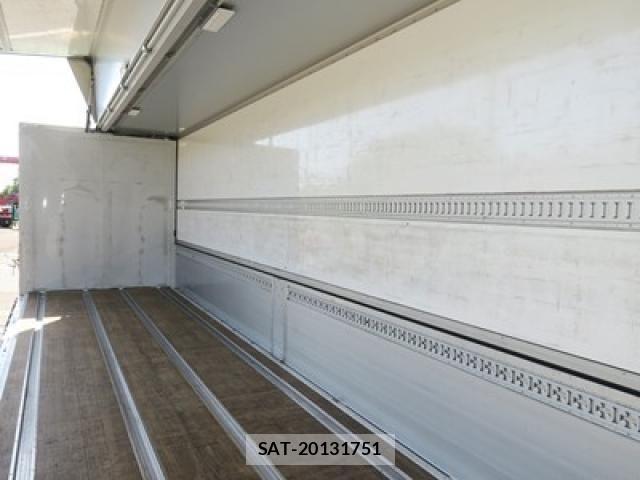 Mitsubishi GREAT 2020-09 6678298-8