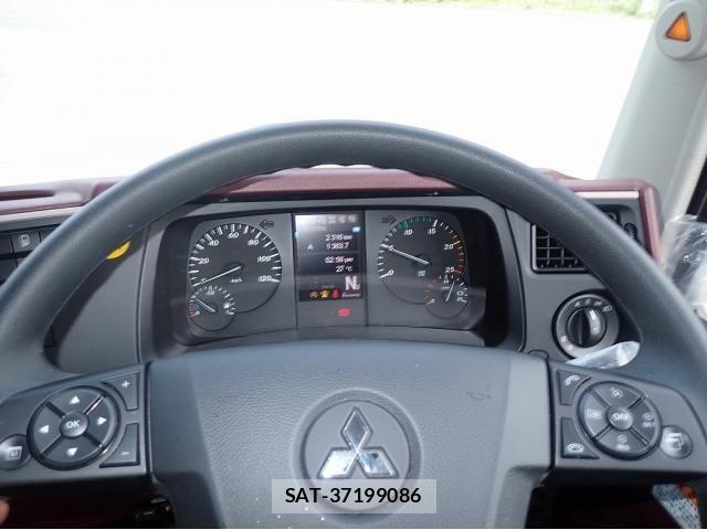 Mitsubishi GREAT 2025-12 6678286-15