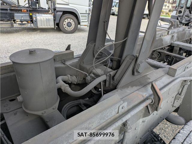 Mitsubishi GREAT 2015-07 6678297-24