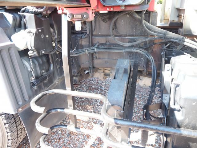 Mitsubishi GREAT 2016-03 6689589-19