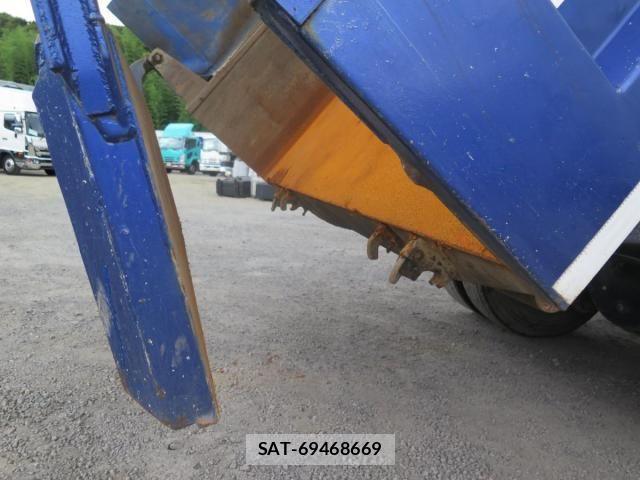 Mitsubishi GREAT 2002-07 6717448-15