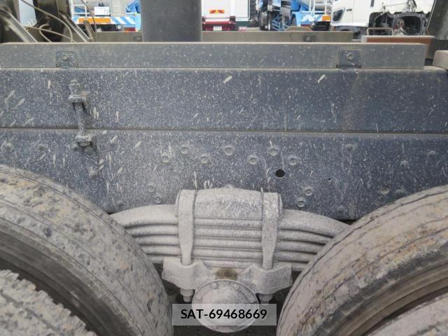 Mitsubishi GREAT 2002-07 6717448-27