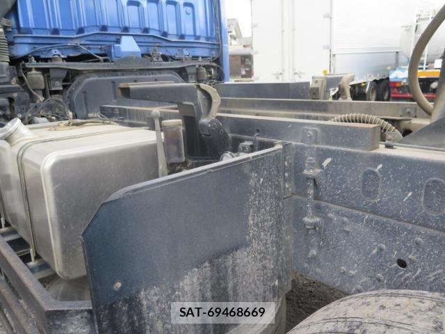 Mitsubishi GREAT 2002-07 6717448-29