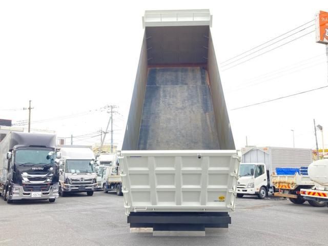 Mitsubishi GREAT 2024-04 6734155-9
