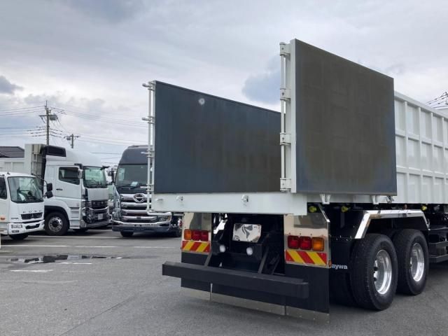 Mitsubishi GREAT 2024-04 6734155-14