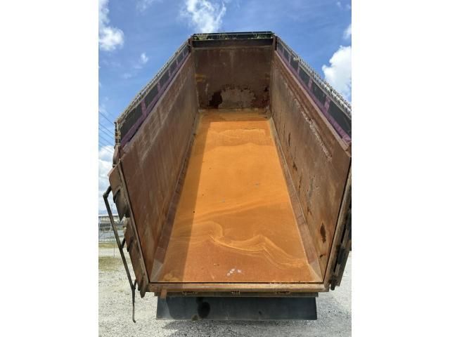 Mitsubishi GREAT 2011-11 6734159-13