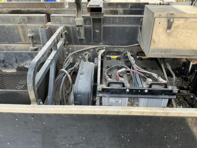 Mitsubishi GREAT 2011-11 6734159-20
