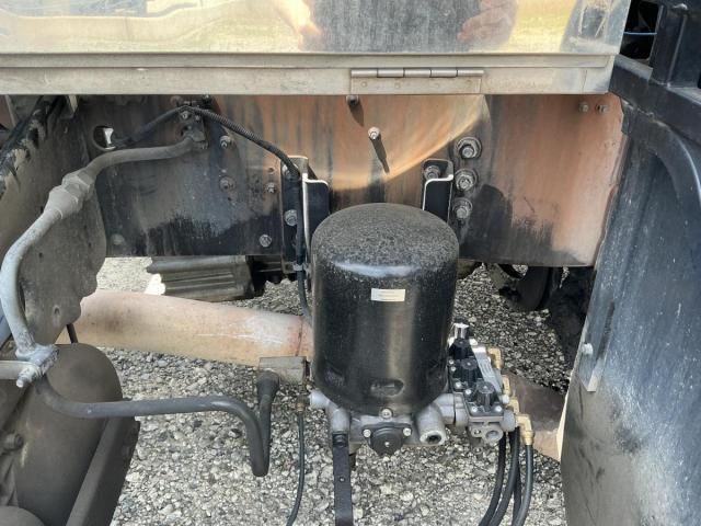 Mitsubishi GREAT 2011-11 6734159-22